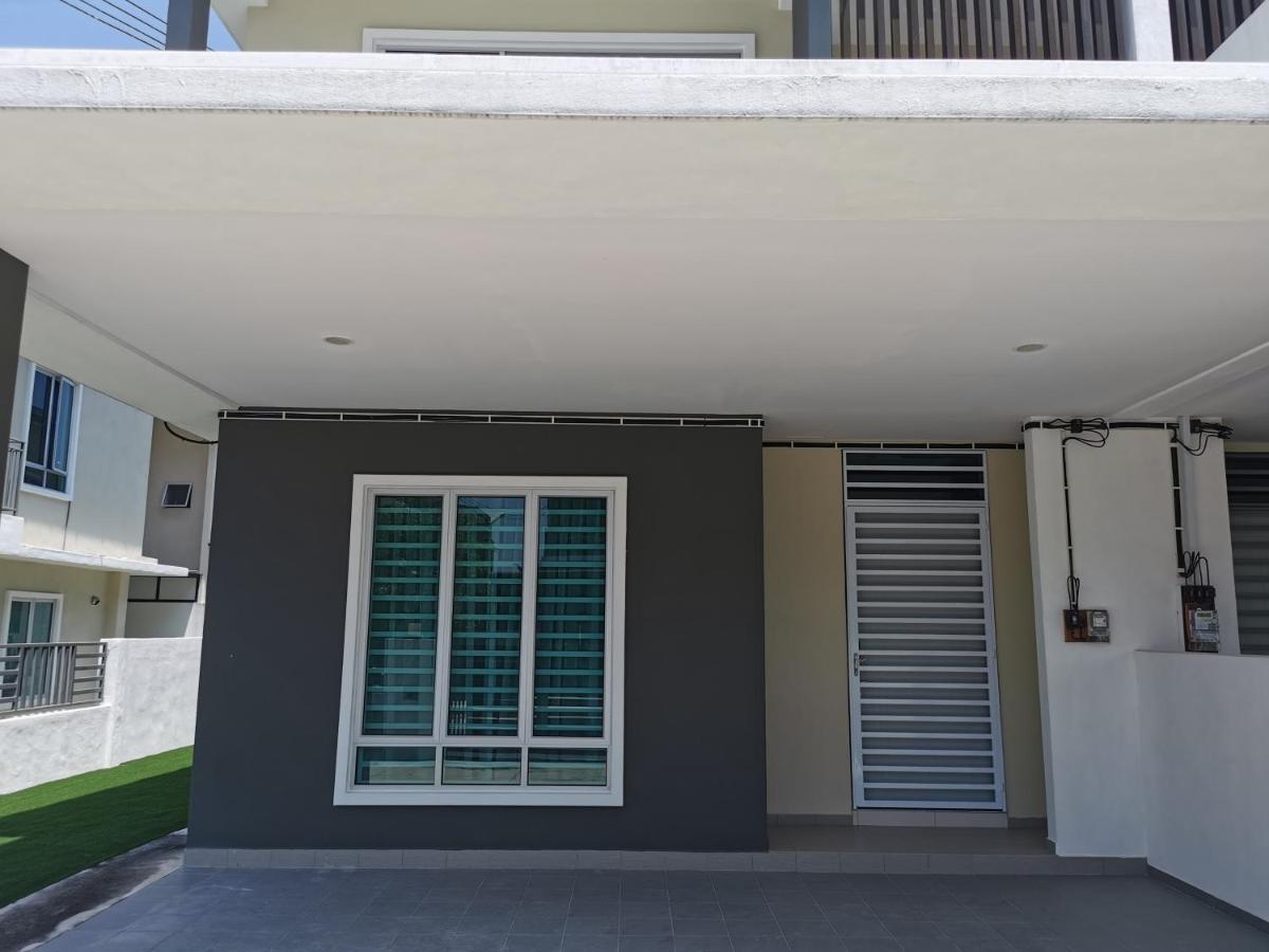 12 Pax New Private Semi-D Green Park Ipoh Homestay ภายนอก รูปภาพ